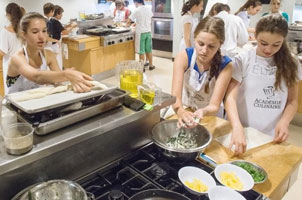 kitchen cooperation